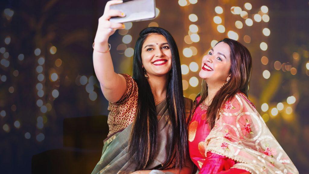 Women Dress Ideas For Griha Pravesh