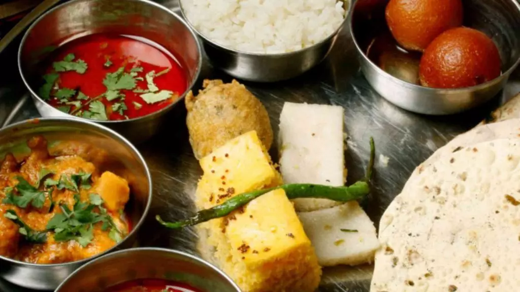 Griha Pravesh Food Menu Gujarati